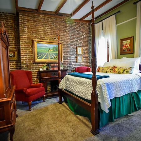 Savannah Bed & Breakfast Inn מראה חיצוני תמונה